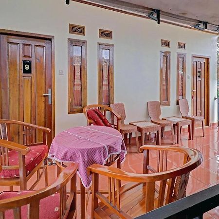 Adinda Homestay Lembang Zewnętrze zdjęcie