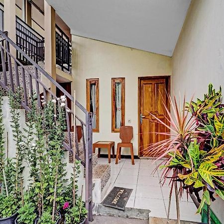 Adinda Homestay Lembang Zewnętrze zdjęcie