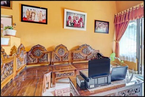 Adinda Homestay Lembang Zewnętrze zdjęcie
