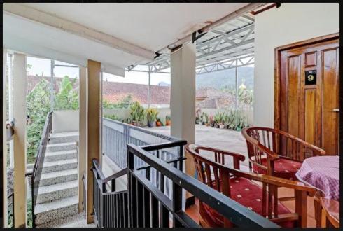 Adinda Homestay Lembang Zewnętrze zdjęcie